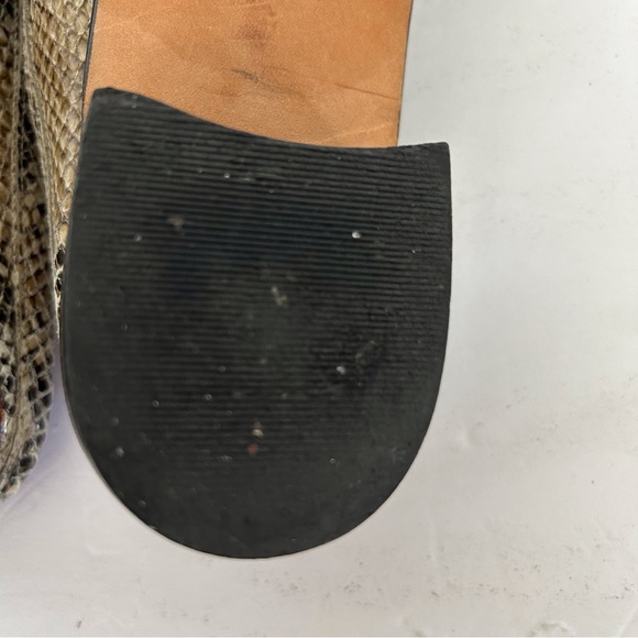 STUART WEITZMAN SNAKESKIN LEATHER MULES. LOGS SLIP ONS SIZE 8.5 - Picture 13 of 16